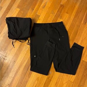 FOUR (4) Pairs Barco Boost Scrub Joggers Small Women’s Great Condition